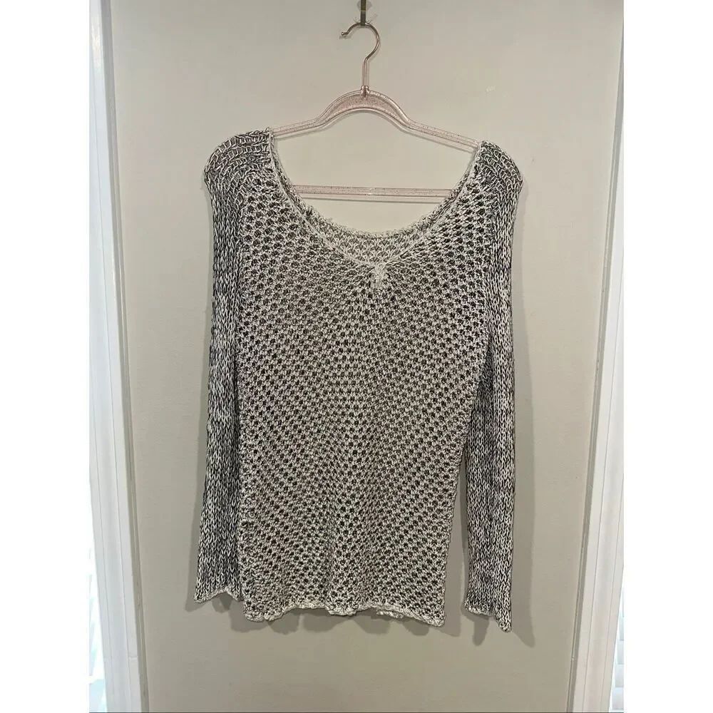 Helmut Lang Black and White Scoop Neck Knit Sweater Size P Petite
